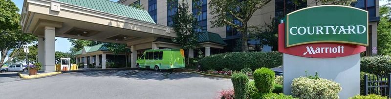 Courtyard By Marriott New York Laguardia Airport Hotel ภายนอก รูปภาพ