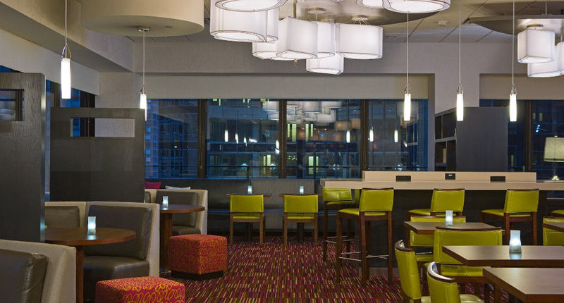 Courtyard By Marriott New York Laguardia Airport Hotel ภายนอก รูปภาพ