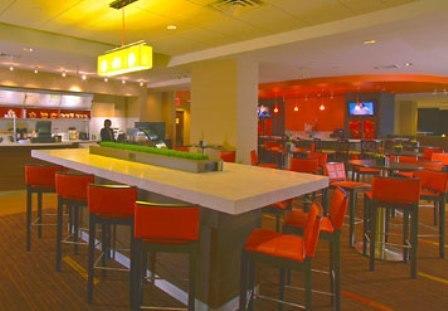 Courtyard By Marriott New York Laguardia Airport Hotel ภายนอก รูปภาพ